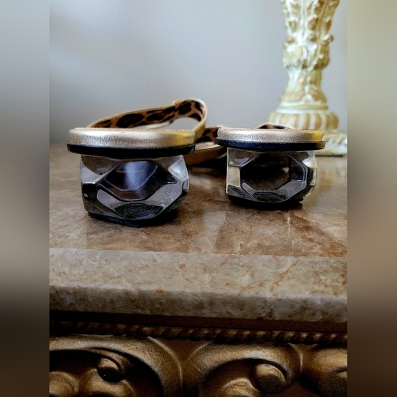 Dolce & Gabbana Luxury Buttery Soft Leather Thong Sandals Crystal Heel Gold 6.5 - Picture 8 of 16